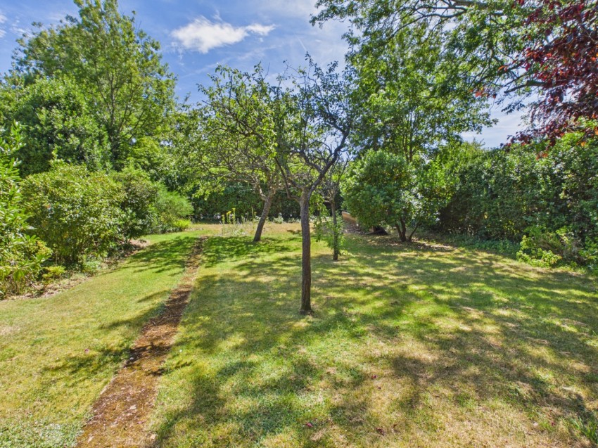 Images for Gerrards Cross, Buckinghamshire EAID:2640919782 BID:GCR