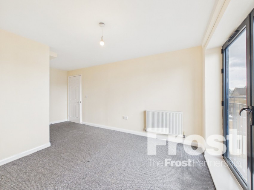 Images for Meadfield Road, Langley, Berkshire EAID:2640919782 BID:LAL