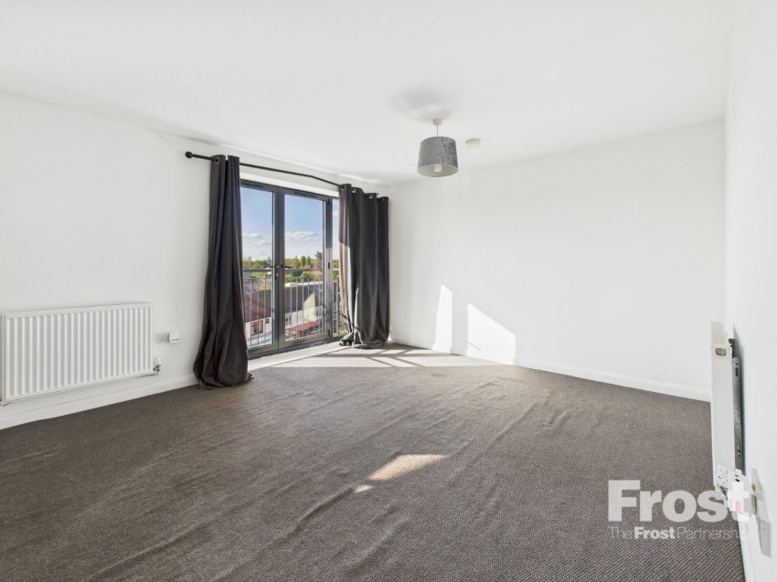 Images for Meadfield Road, Langley, Berkshire EAID:2640919782 BID:LAL