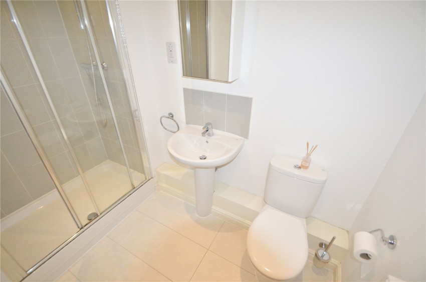 Images for Slough, Berkshire EAID:2640919782 BID:LAL