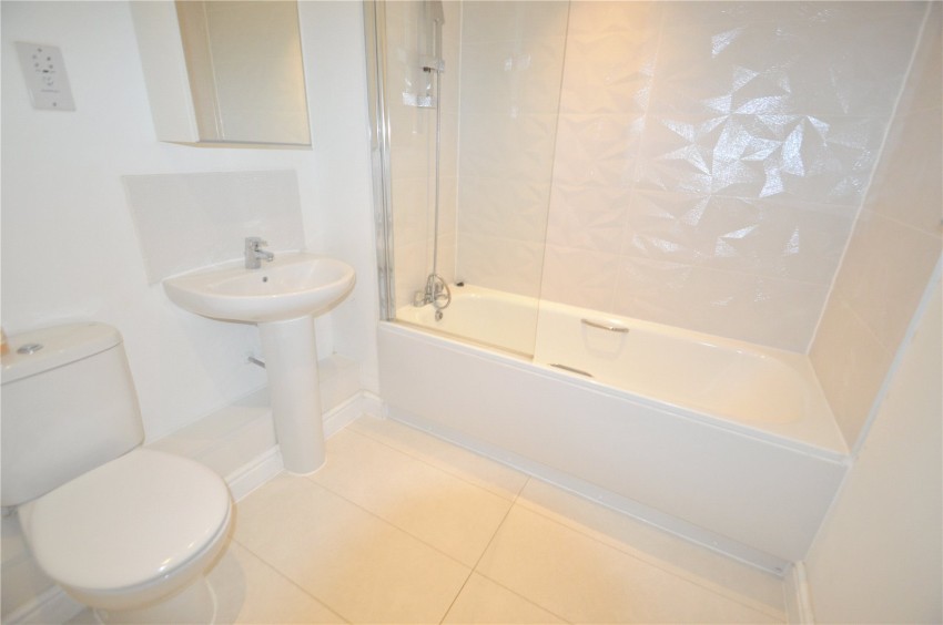 Images for Slough, Berkshire EAID:2640919782 BID:LAL