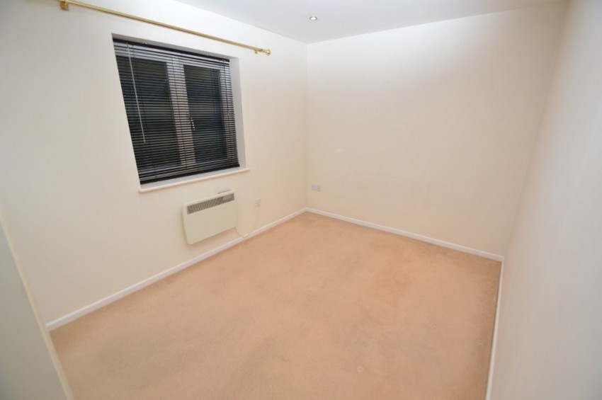 Images for Slough, Berkshire EAID:2640919782 BID:LAL