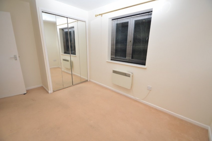 Images for Slough, Berkshire EAID:2640919782 BID:LAL
