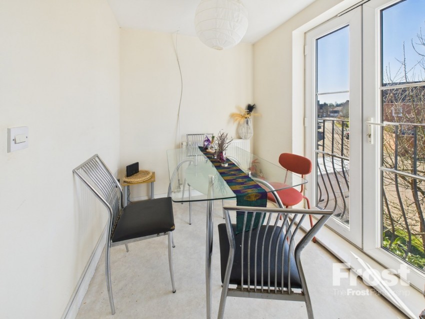 Images for Slough, Berkshire EAID:2640919782 BID:LAL