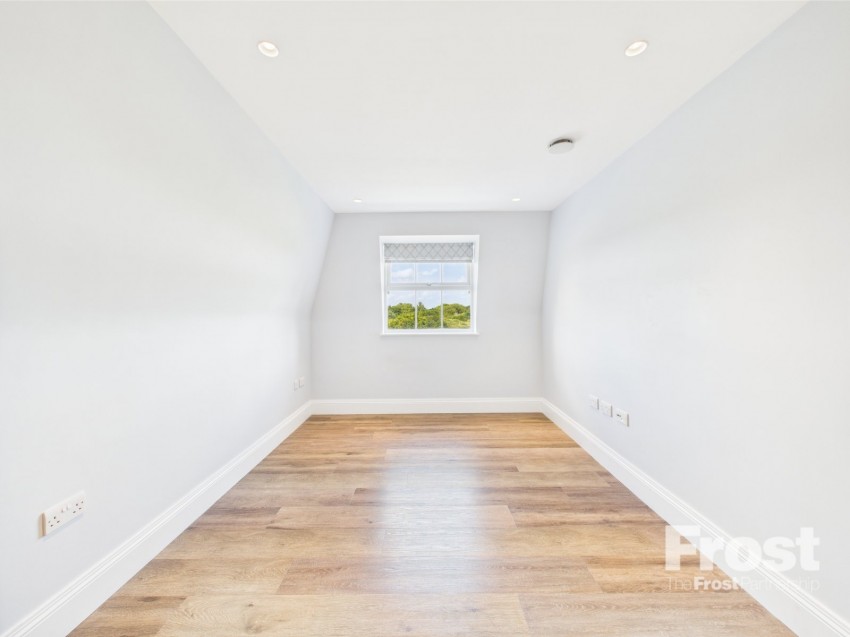 Images for Datchet, Slough, Berkshire EAID:2640919782 BID:LAL
