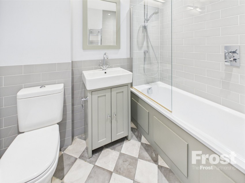 Images for Datchet, Slough, Berkshire EAID:2640919782 BID:LAL