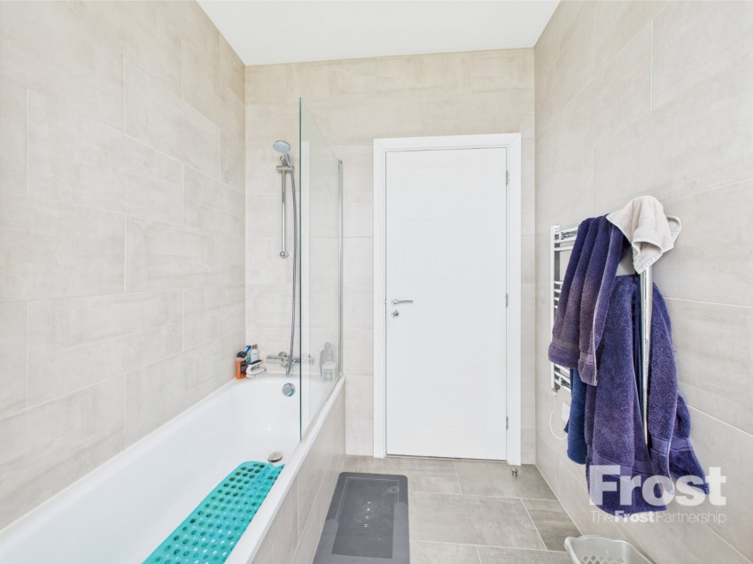 Images for Slough, Berkshire EAID:2640919782 BID:LAL