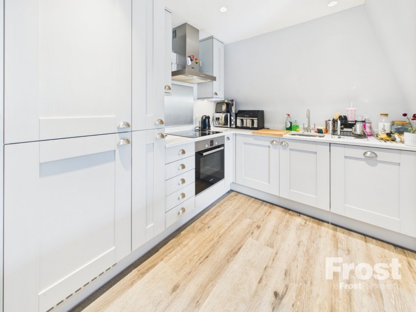 Images for Datchet, Slough, Berkshire EAID:2640919782 BID:LAL