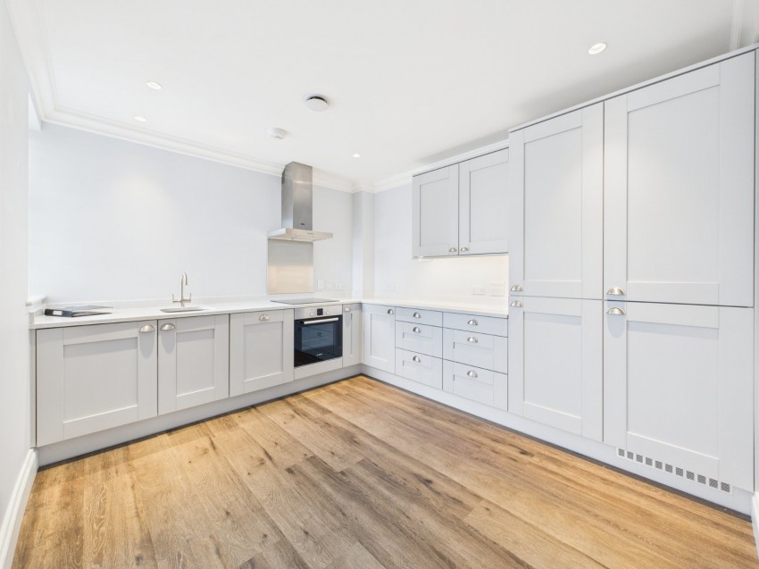 Images for Datchet, Slough, Berkshire EAID:2640919782 BID:LAL