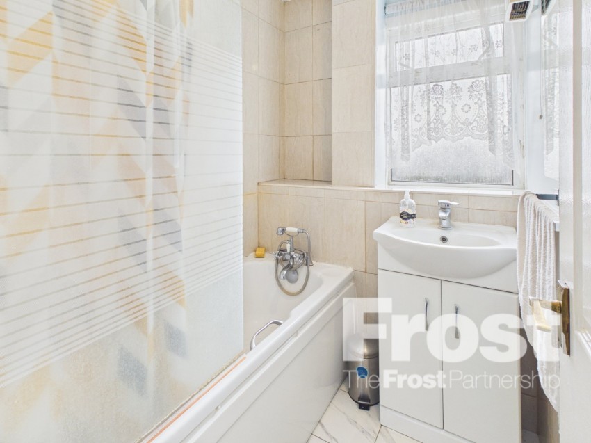 Images for Slough, Berkshire EAID:2640919782 BID:LAL