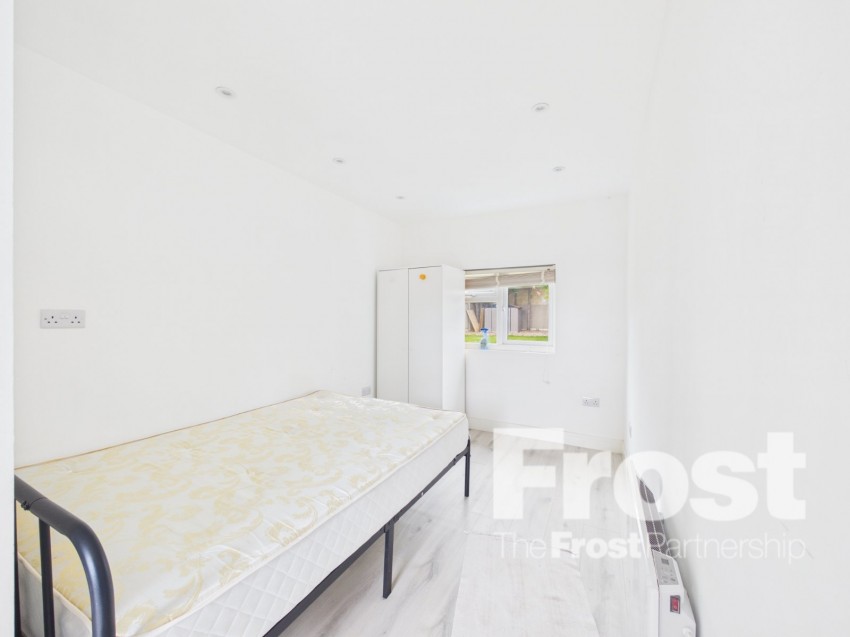 Images for Slough, Berkshire EAID:2640919782 BID:LAL