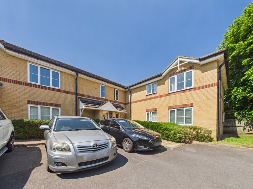 Images for Langley, Berkshire EAID:2640919782 BID:LAN