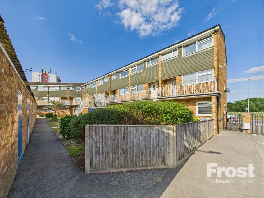 Images for Ditton Road, Langley, Berkshire EAID:2640919782 BID:LAN