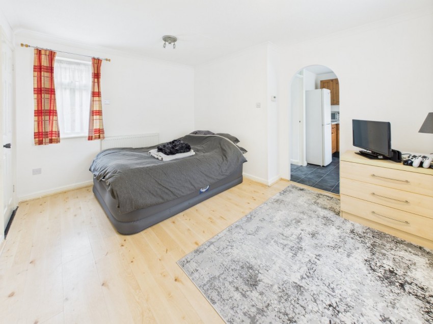 Images for Colnbrook, Berkshire EAID:2640919782 BID:LAN