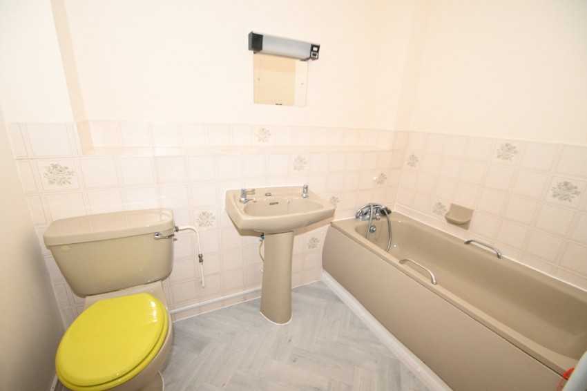 Images for Kimberley Close, Langley, Berkshire EAID:2640919782 BID:LAN
