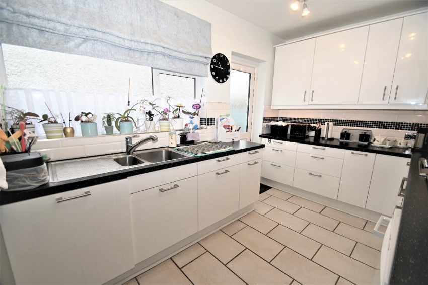 Images for Iver Heath, Buckinghamshire EAID:2640919782 BID:LAN