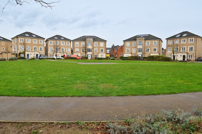 Images for Langley, Berkshire EAID:2640919782 BID:LAN