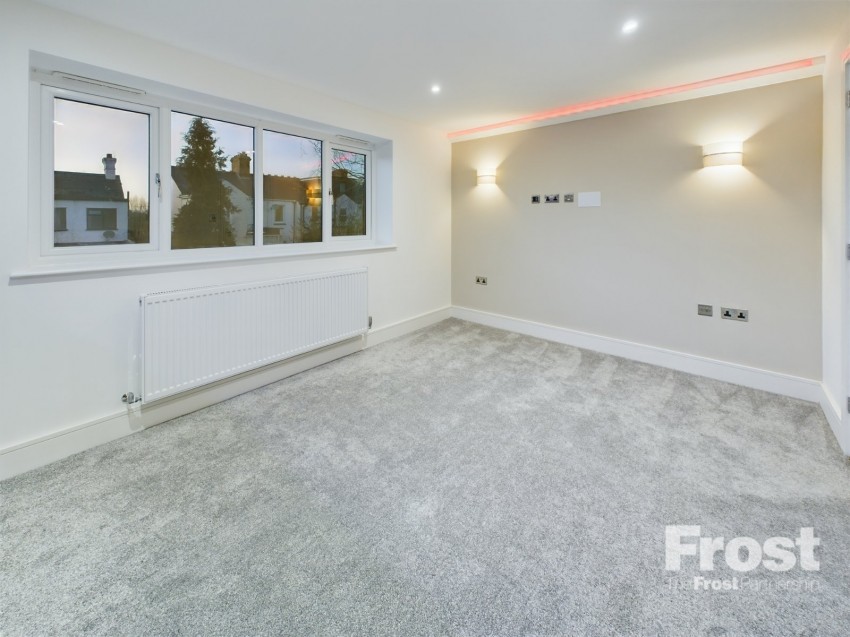 Images for Datchet, Berkshire EAID:2640919782 BID:LAN