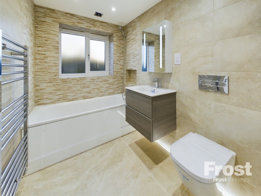 Images for Datchet, Berkshire EAID:2640919782 BID:LAN