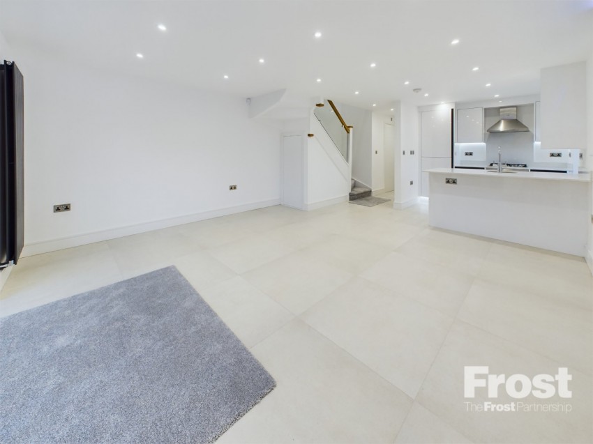 Images for Datchet, Berkshire EAID:2640919782 BID:LAN
