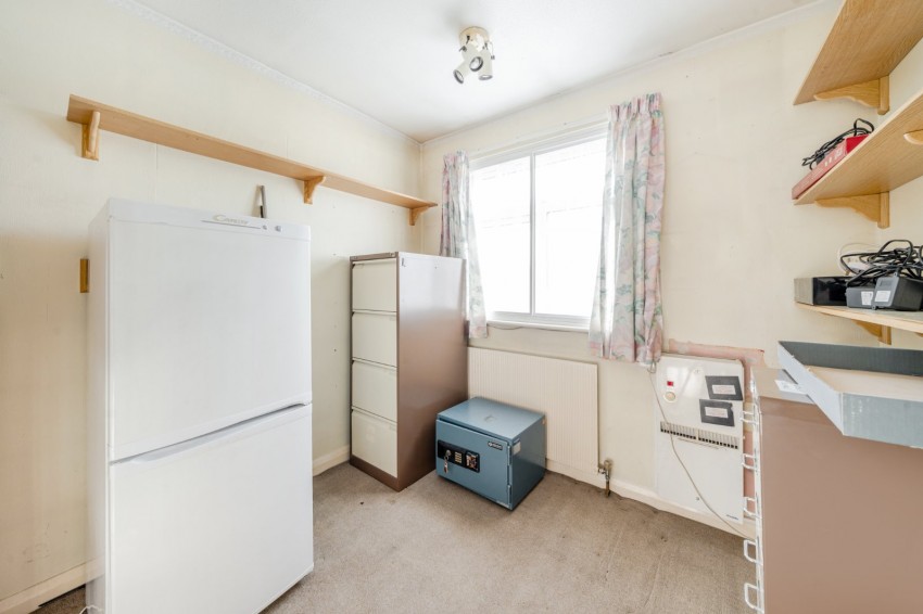 Images for Colnbrook, Berkshire EAID:2640919782 BID:LAN