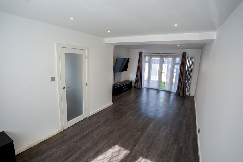 Images for Slough, Berkshire EAID:2640919782 BID:SLO