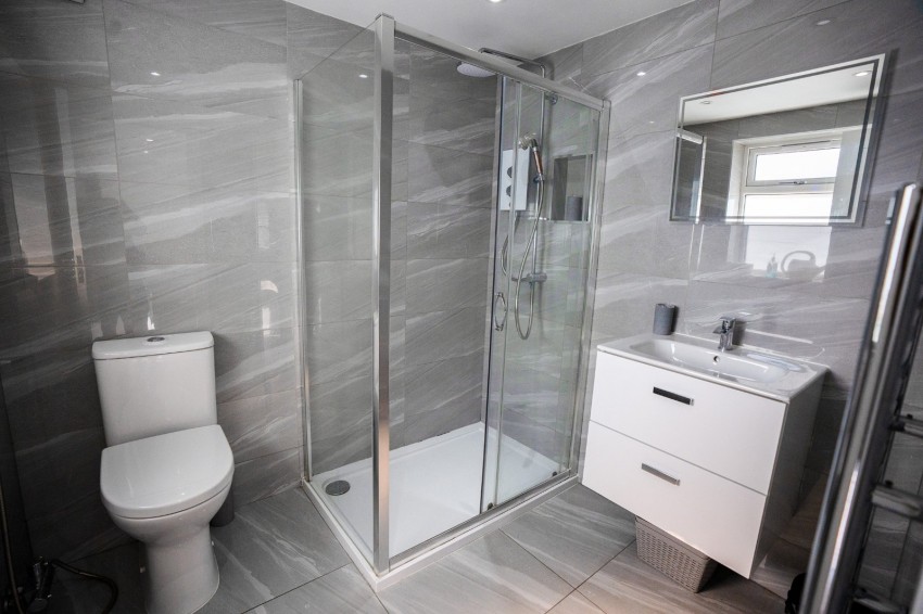 Images for Slough, Berkshire EAID:2640919782 BID:SLO