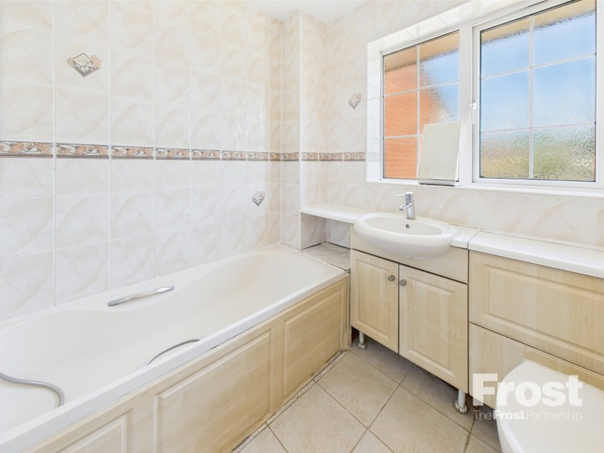 Images for Colnbrook, Berkshire EAID:2640919782 BID:LAN