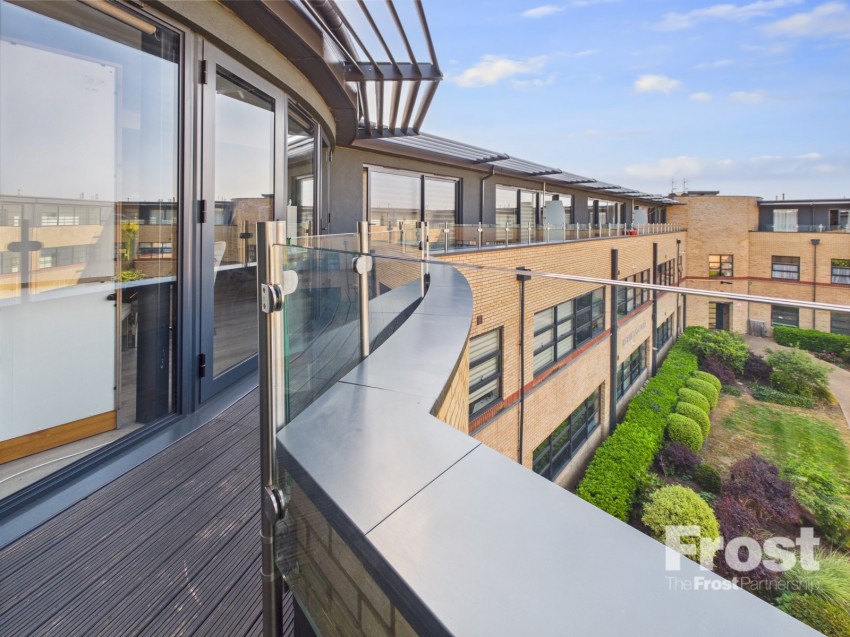 Images for Langley, Berkshire EAID:2640919782 BID:LAN