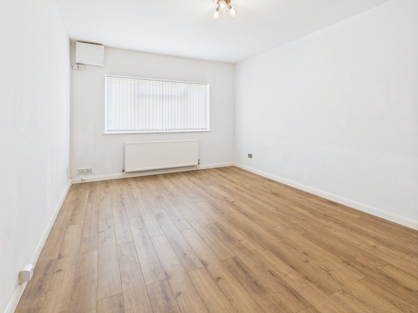 Images for Slough, Berkshire EAID:2640919782 BID:SLO