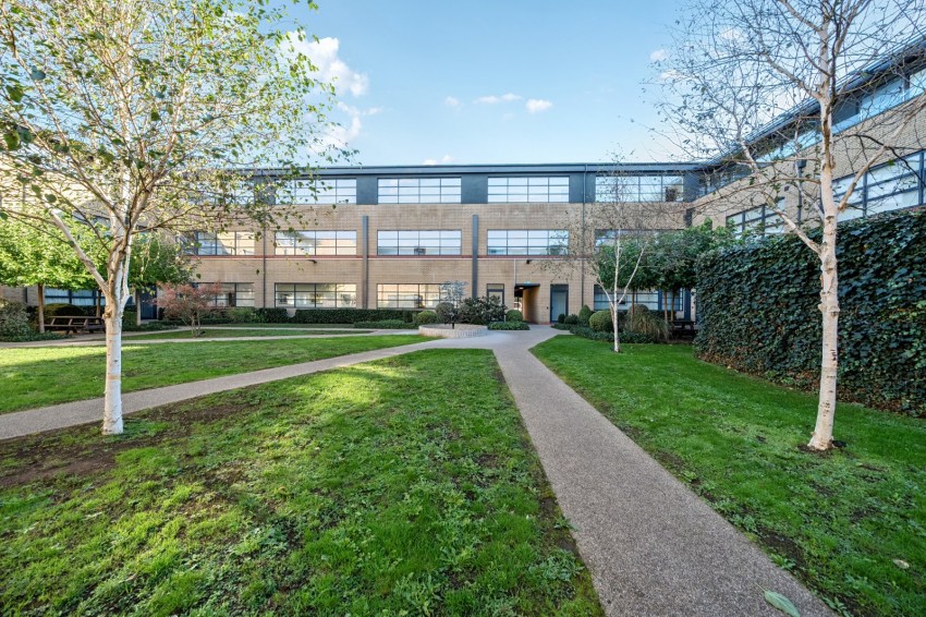 Images for Langley, Berkshire EAID:2640919782 BID:LAN