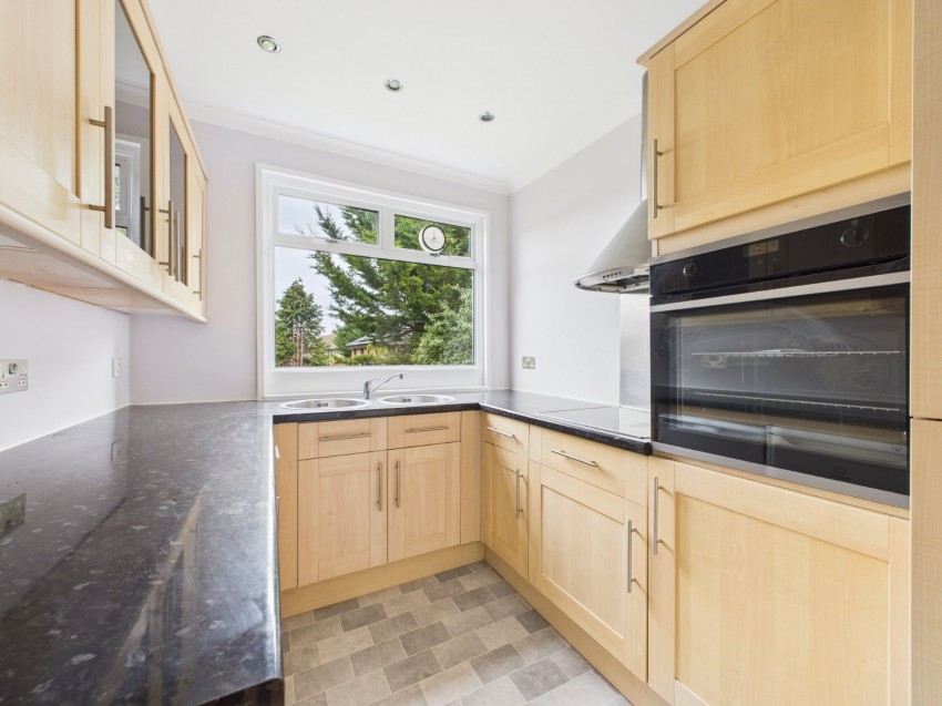 Images for Iver Heath, Buckinghamshire EAID:2640919782 BID:LAN