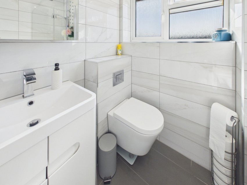 Images for Slough, Berkshire EAID:2640919782 BID:SLO