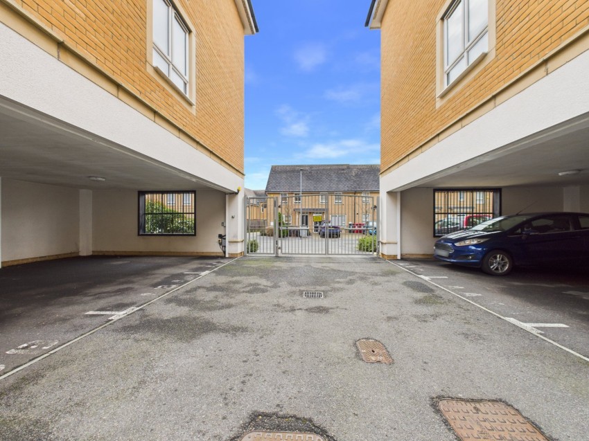 Images for Langley, Berkshire EAID:2640919782 BID:LAN