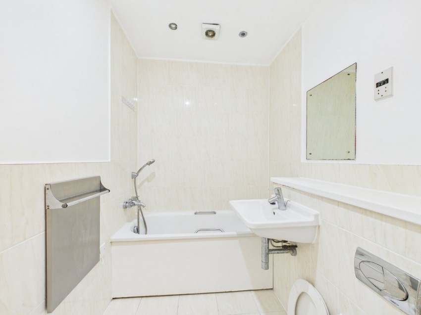 Images for Langley, Berkshire EAID:2640919782 BID:LAN