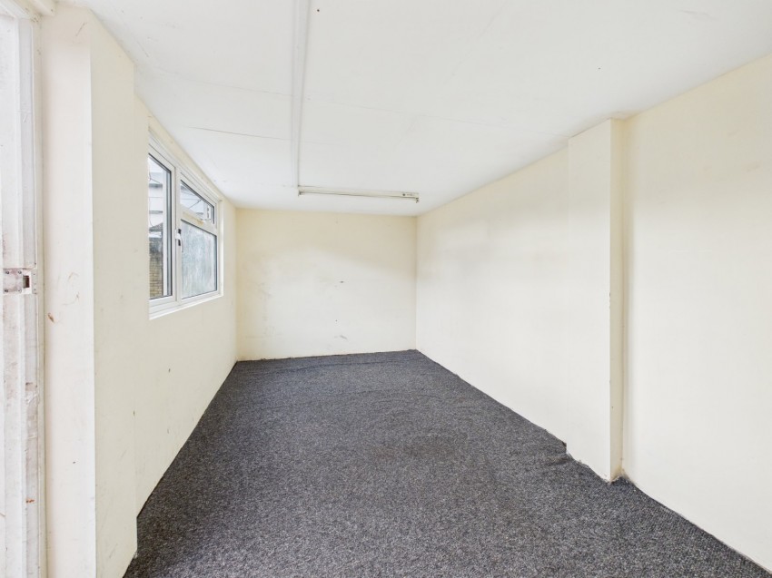 Images for Slough, Berkshire EAID:2640919782 BID:SLO