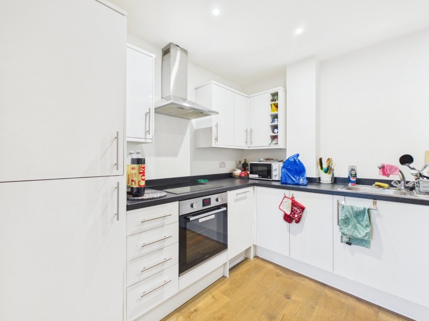 Images for Slough, Berkshire EAID:2640919782 BID:SLO