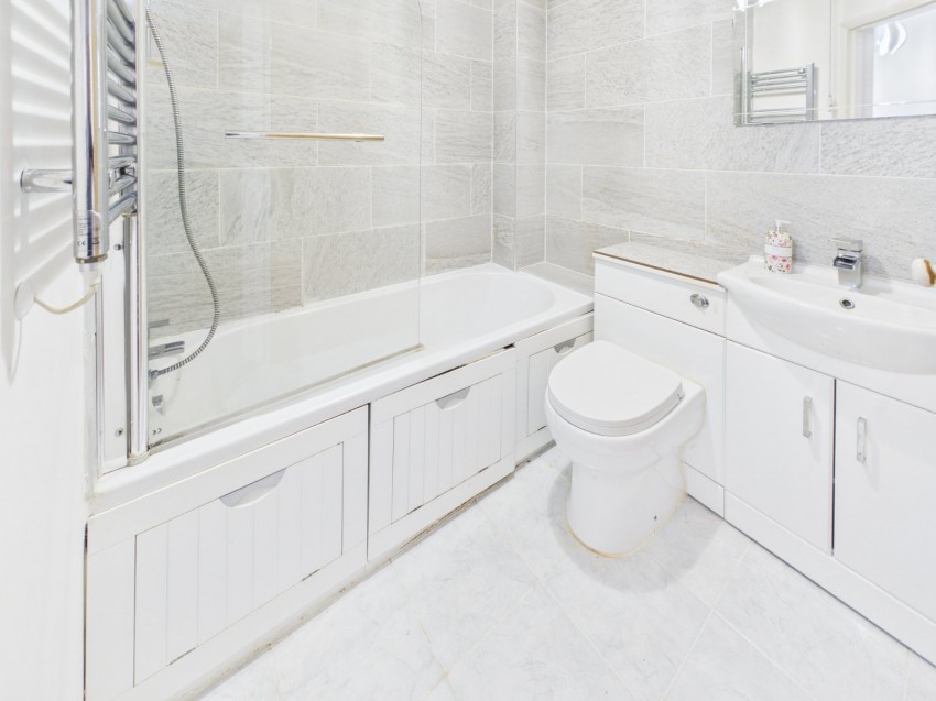 Images for Colnbrook, Berkshire EAID:2640919782 BID:LAN