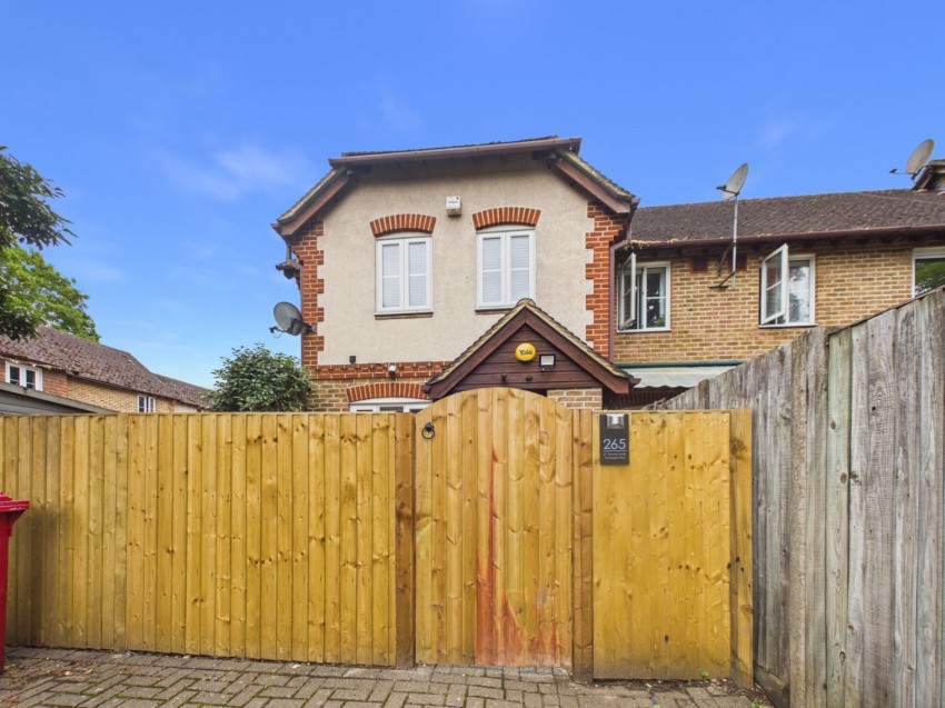 Images for Colnbrook, Berkshire EAID:2640919782 BID:LAN