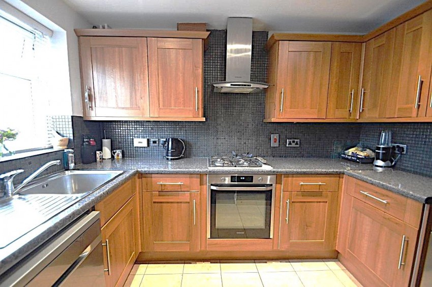 Images for Slough, Berkshire EAID:2640919782 BID:SLL