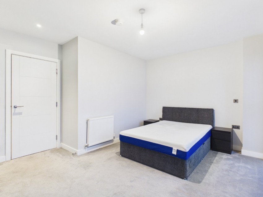 Images for Southall EAID:2640919782 BID:SLL