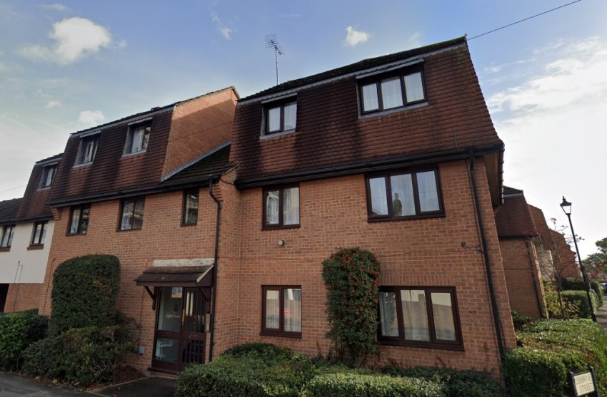 Images for Slough, Berkshire EAID:2640919782 BID:SLL