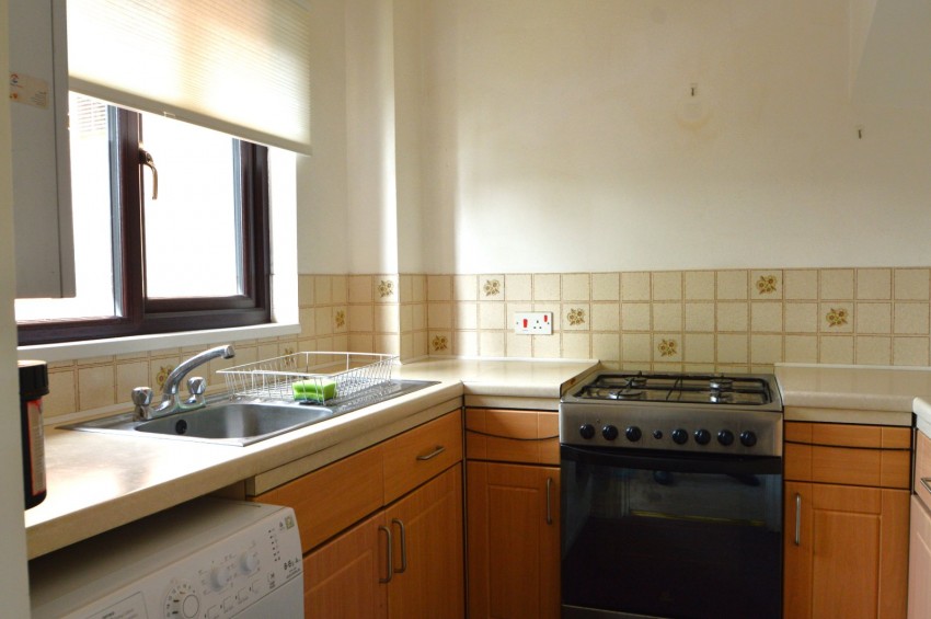 Images for Slough, Berkshire EAID:2640919782 BID:SLL