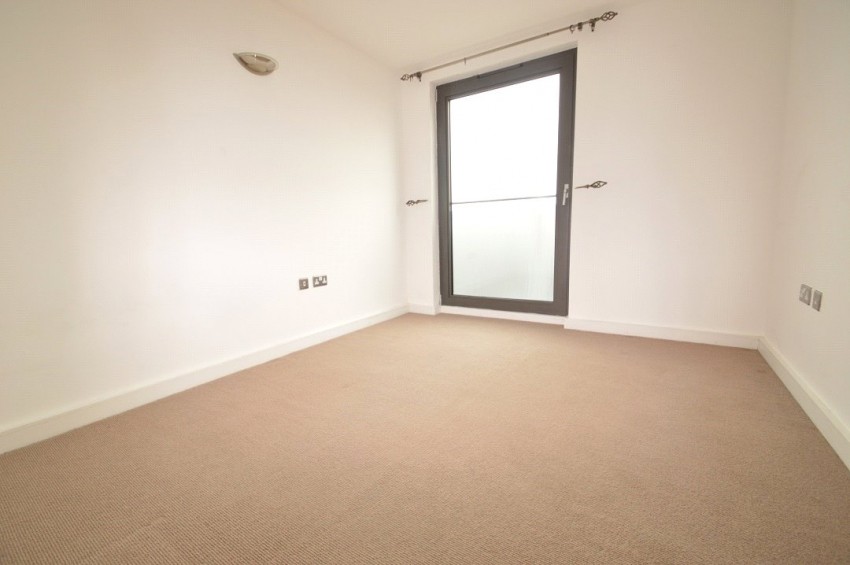 Images for High Street, 26 High Street, Slough, Berkshire EAID:2640919782 BID:SLL