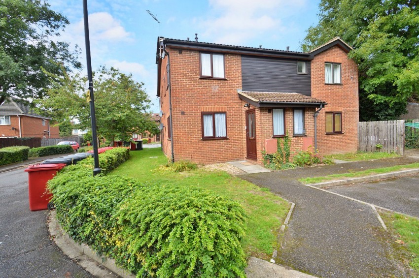 Images for Slough, Berkshire EAID:2640919782 BID:SLL