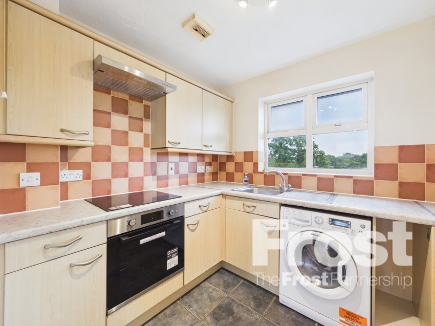 Images for Slough, Berkshire EAID:2640919782 BID:SLL