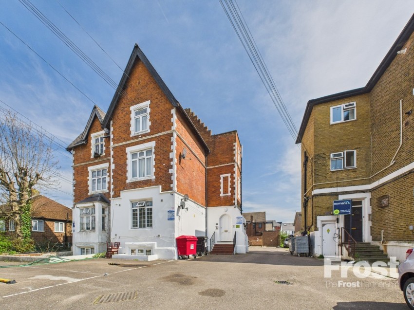 Images for Slough, Berkshire EAID:2640919782 BID:SLL