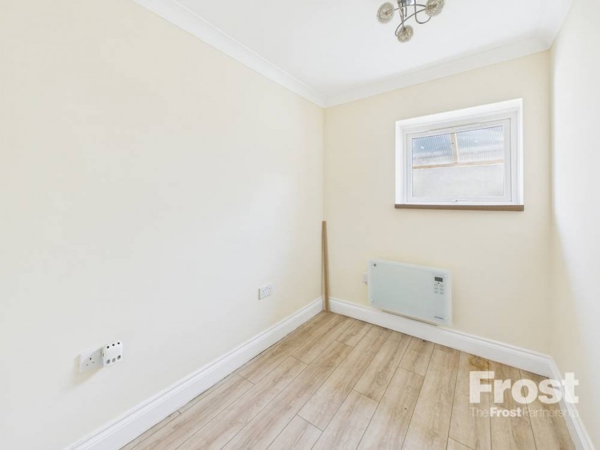 Images for Slough, Berkshire EAID:2640919782 BID:SLL