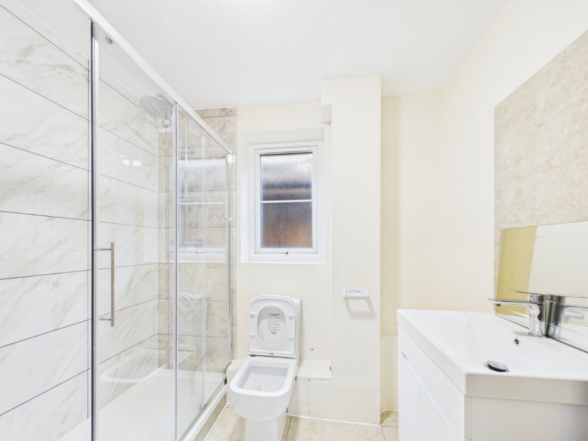 Images for Hencroft Street North, Slough, Berkshire EAID:2640919782 BID:SLL