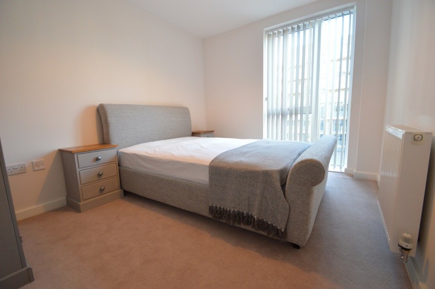 Images for Slough, Berkshire EAID:2640919782 BID:SLL